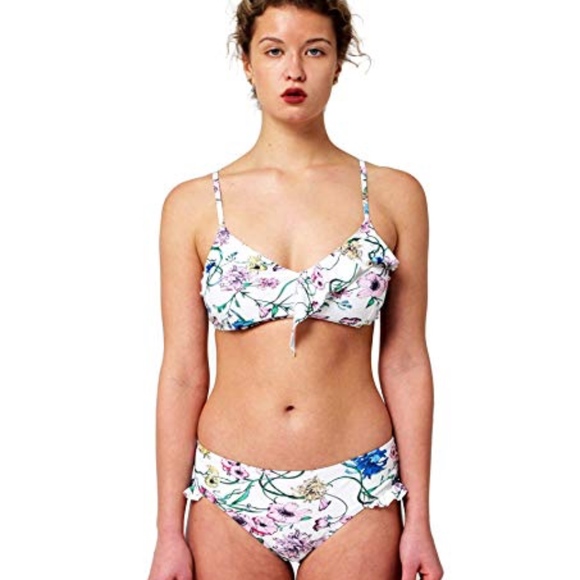 NWT JUICY COUTURE Floral Ruffle Detail Two Piece Bikini Set Swimwear - Picture 6 of 9